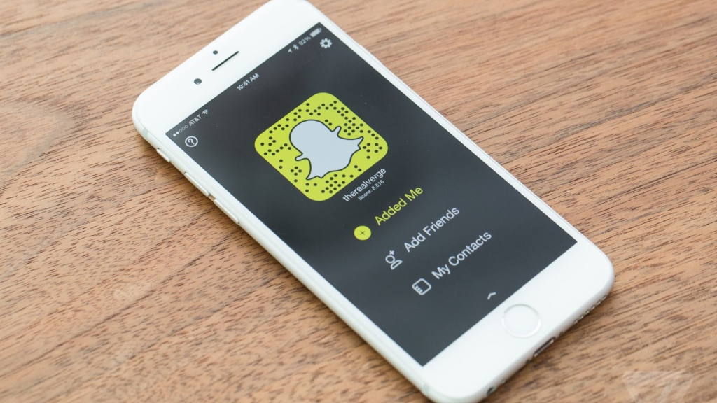 How to know if someone blocked you on Snapchat using their username 
