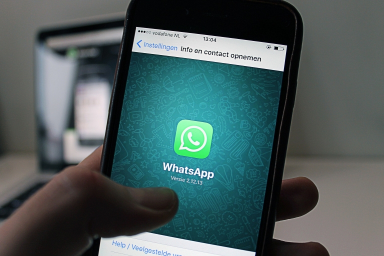 How to Read Someone’s Whatsapp Messages Without Their Phone
